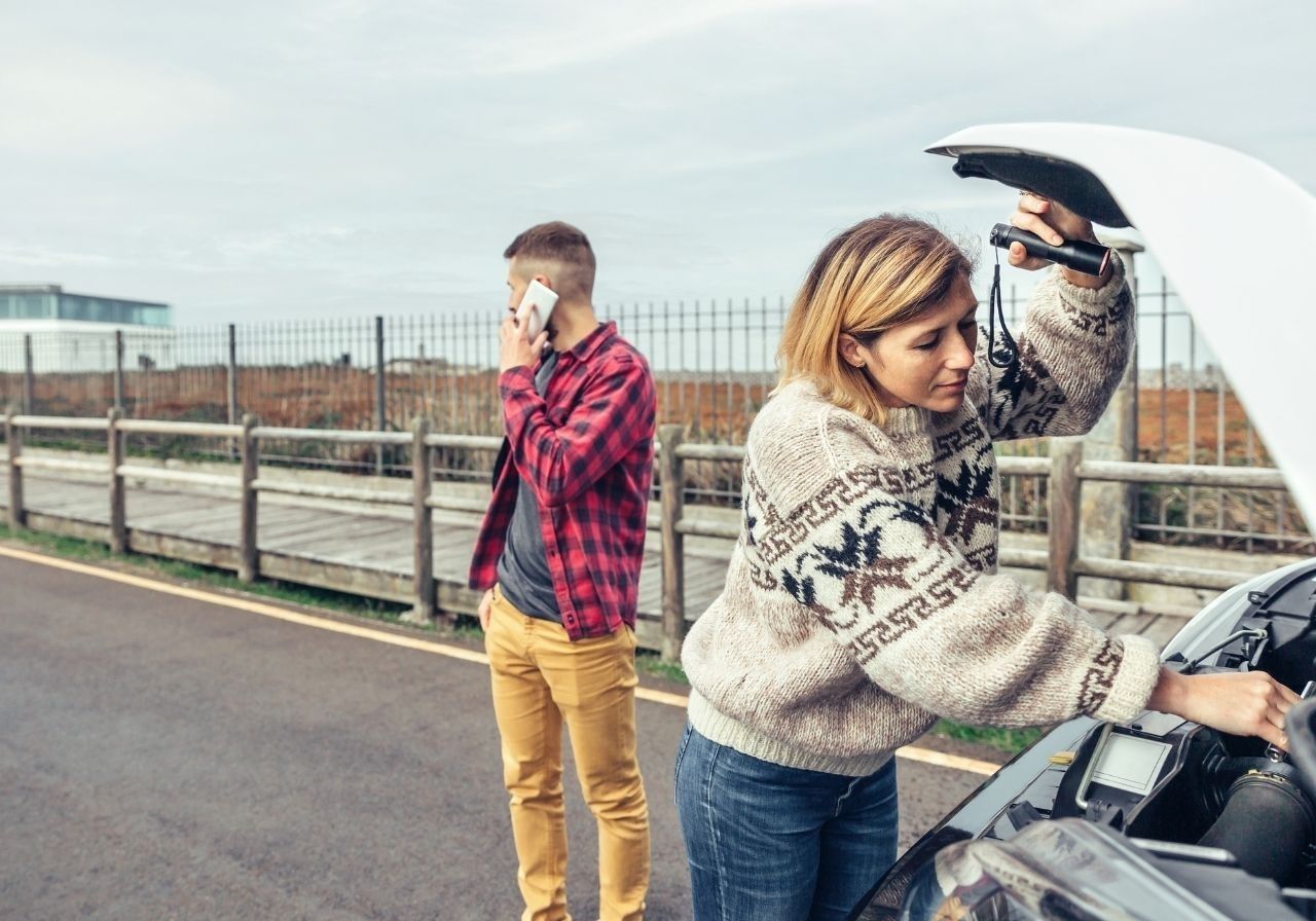 couple contacting a rv repair technician